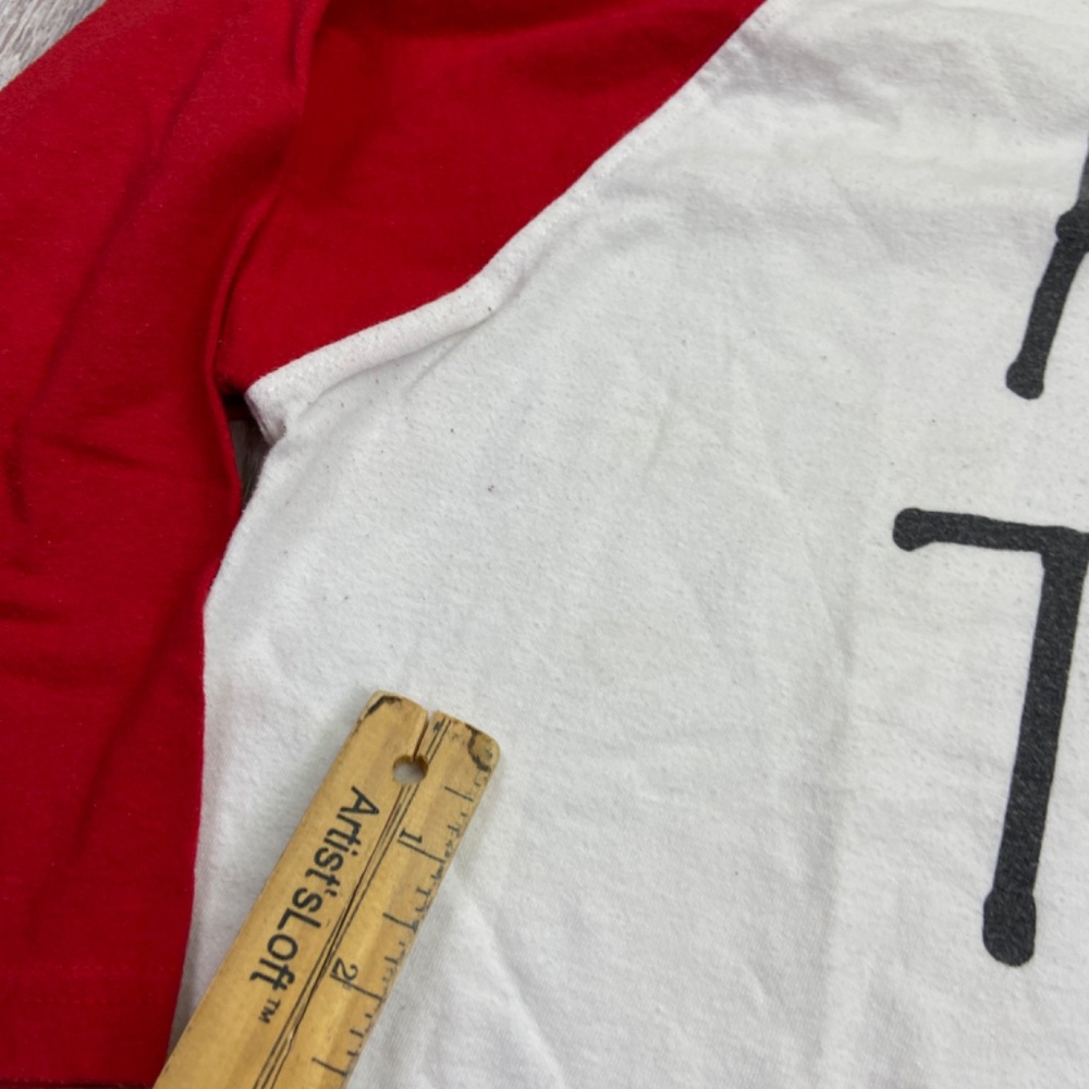VINTAGE Stussy Raglan T-Shirt Men's Medium Red White Baseball 3/4 Sleeve Crown - Picture 7 of 16